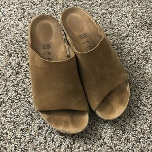 Used Papillio by Birkenstock Namica Suede wedges